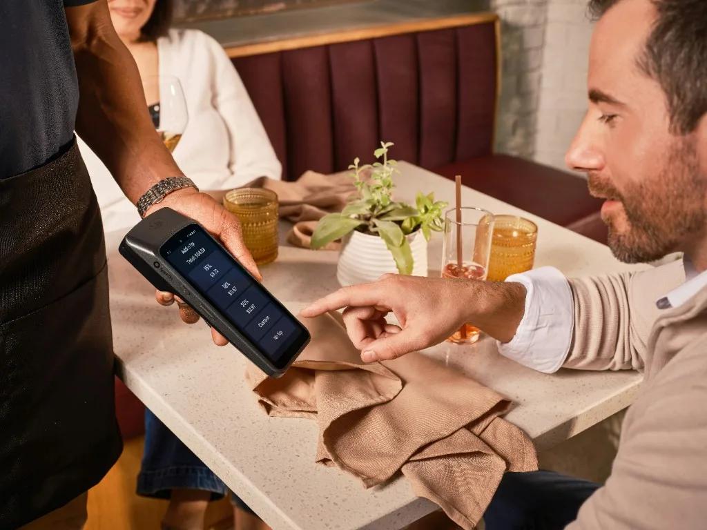 Dual-screen restaurant POS with loyalty program